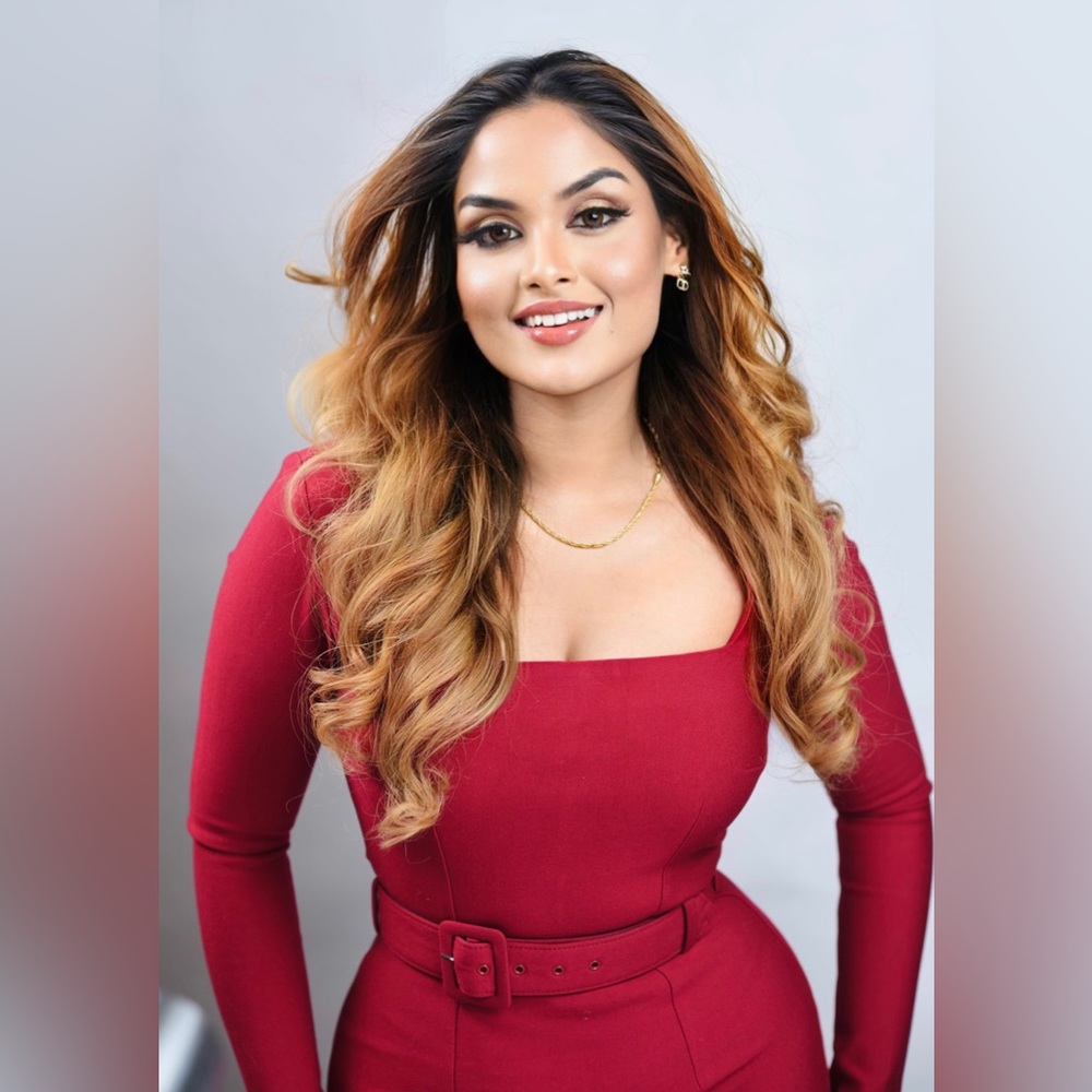 Meet your Posher, Amaya